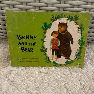 🏖️2/6.00🏖️ Benny And The Bear, softcover, 1974